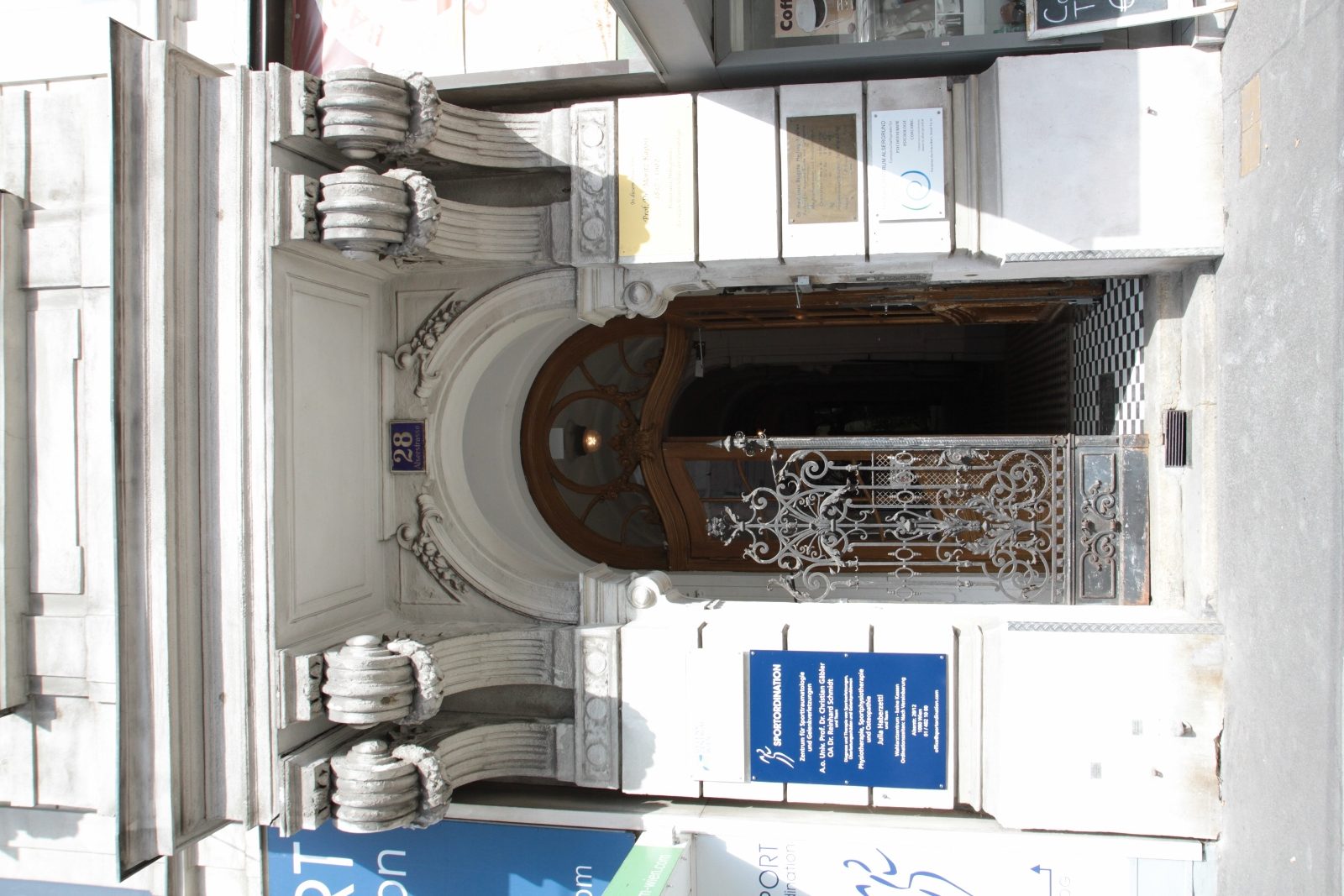 Moritz Kaposi's house, Vienna - 02.jpg